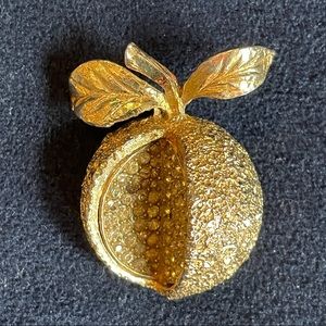 🍊 PRICE DROP! Vintage Hattie Carnegie Orange Brooch (Signed)